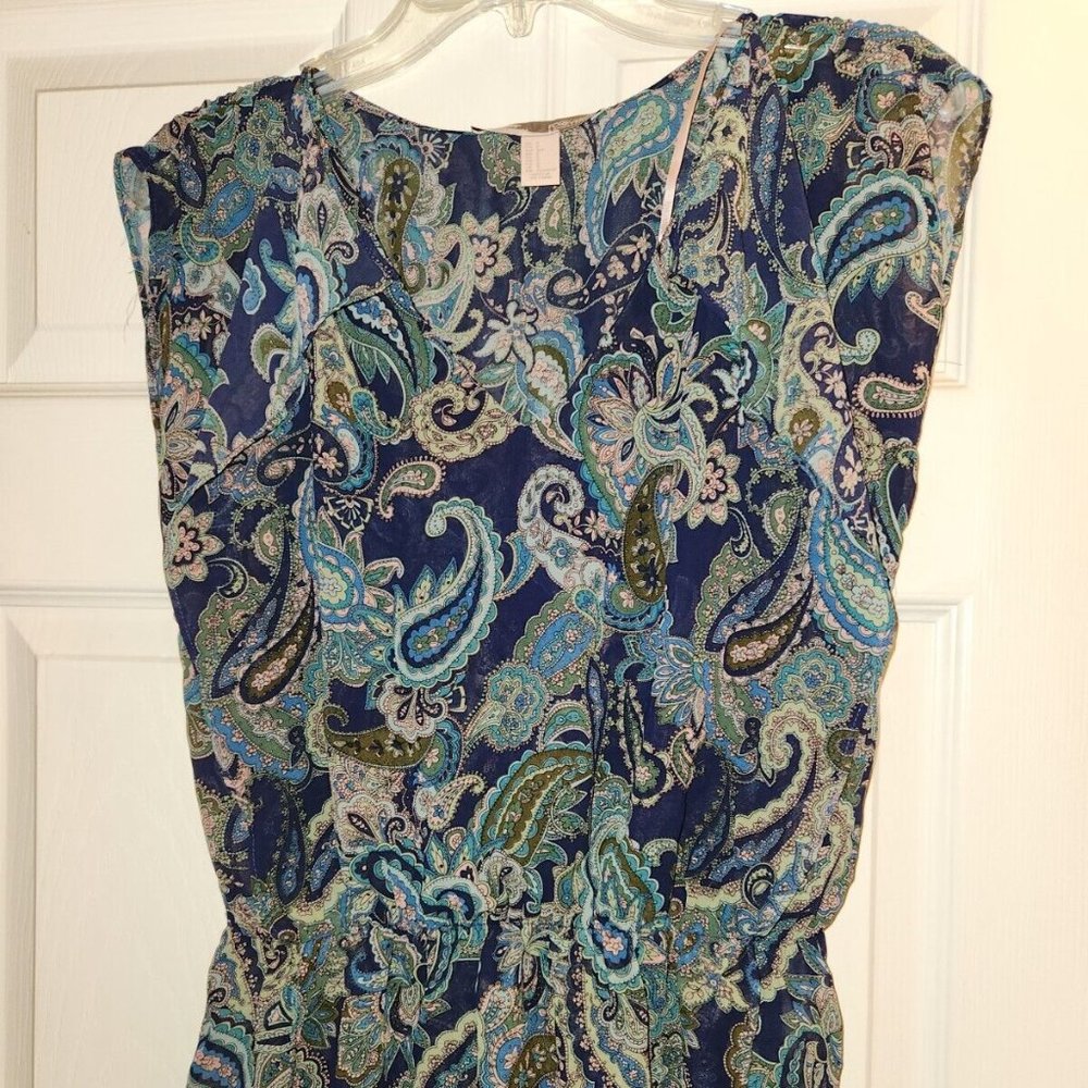 Forever 21 Contemporary Blue Paisley Sleeveless V-neck Blouse Top Small